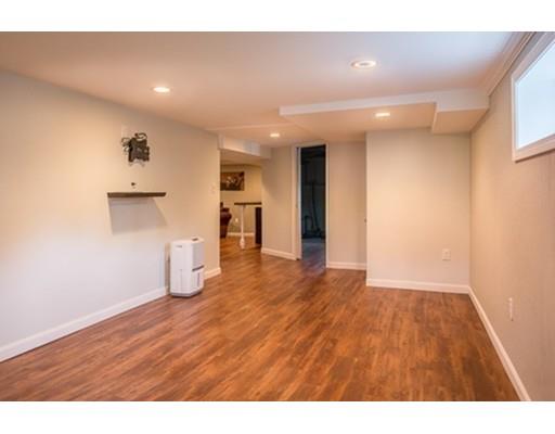 11 Planters Field Ln, Hingham, MA 02043 photo 17
