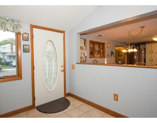164 Grover St, Everett, MA 02149 photo 4