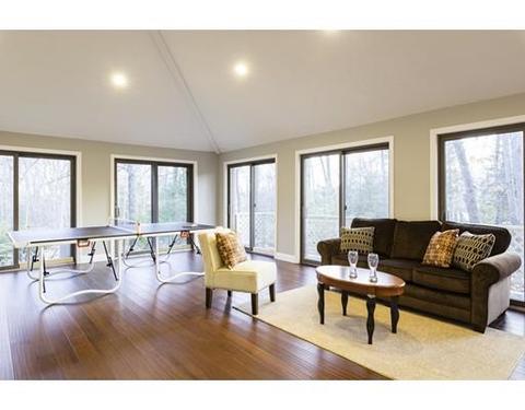 30 Strawberry Ln, Canton, MA 02021 photo 17