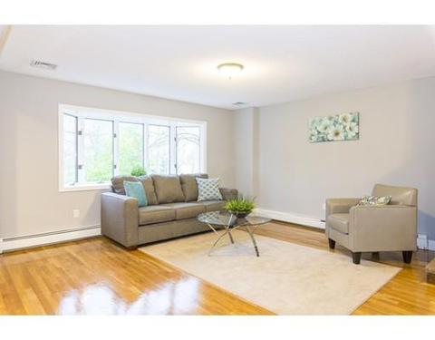 30 Strawberry Ln, Canton, MA 02021 photo 9