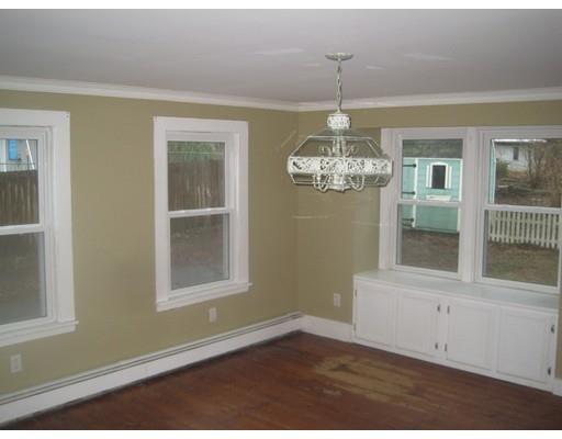 32 Pleasant St, Upton, MA 01568 photo 6