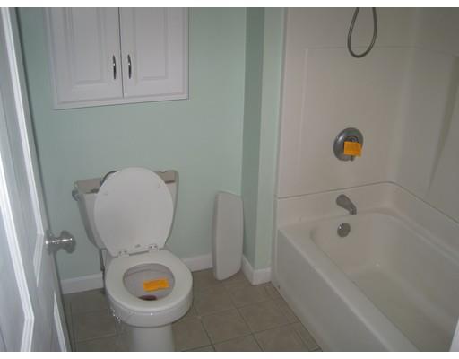 32 Pleasant St, Upton, MA 01568 photo 4