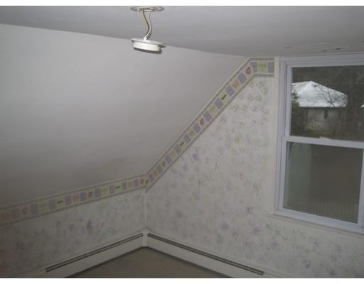 32 Pleasant St, Upton, MA 01568 photo 13