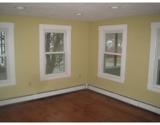 32 Pleasant St, Upton, MA 01568 photo 7