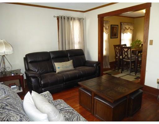  240 Arthur St, Springfield, MA 01104 photo 4