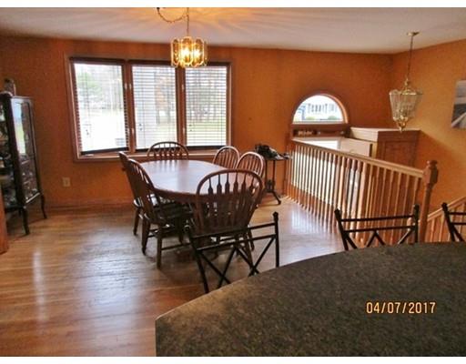 399 Gorwin Dr, Hanson, MA 02341 photo 6