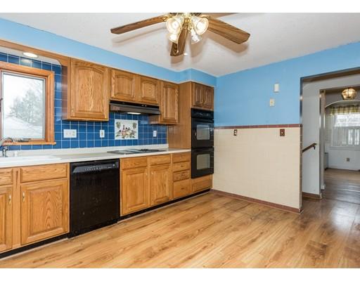 14 Sitnik Ave, Chicopee, MA 01013 photo 12