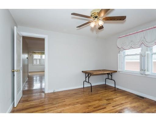14 Sitnik Ave, Chicopee, MA 01013 photo 8