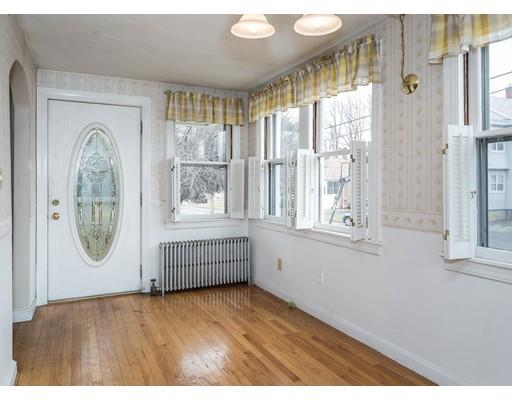 14 Sitnik Ave, Chicopee, MA 01013 photo 4
