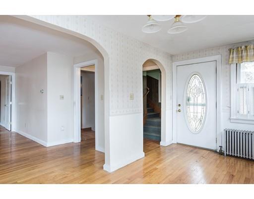 14 Sitnik Ave, Chicopee, MA 01013 photo 6