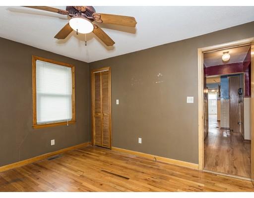 14 Sitnik Ave, Chicopee, MA 01013 photo 11