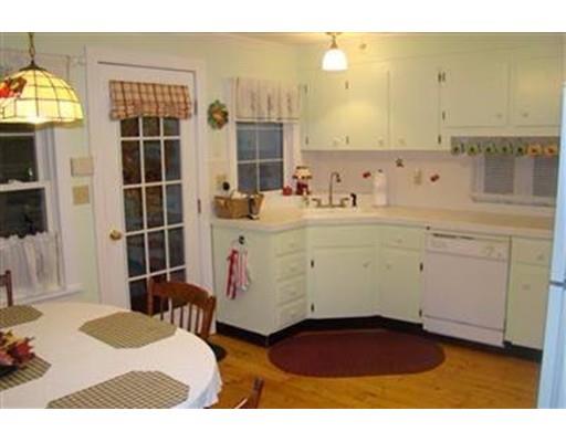76 Gilder Rd, Bourne, MA 02532 photo 7