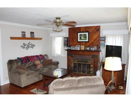 76 Gilder Rd, Bourne, MA 02532 photo 4