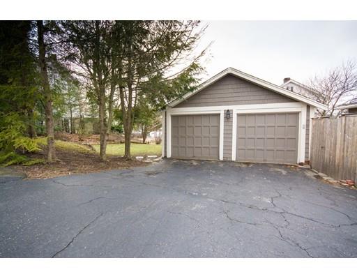 3 Lawrence Rd, Milton, MA 02186 photo 3