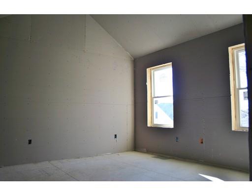 7 Juniper Ln, Dudley, MA 01571 photo 10