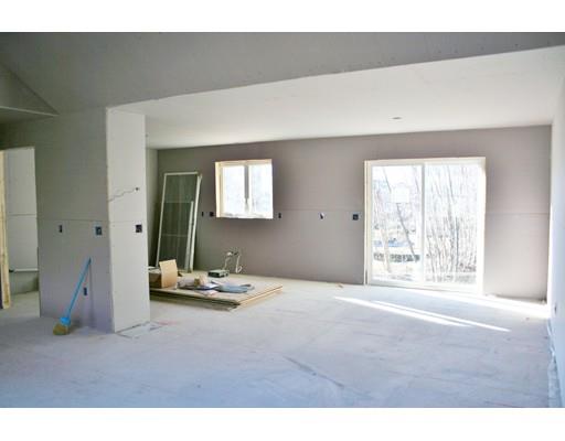 7 Juniper Ln, Dudley, MA 01571 photo 3