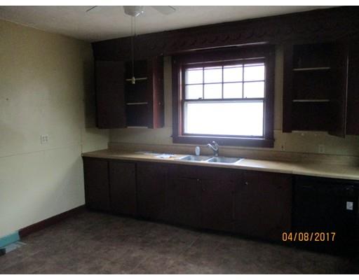 47 Crosby St, Webster, MA 01570 photo 6