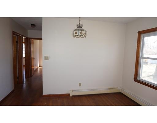 77 Sunnybrook Rd, Springfield, MA 01108 photo 9