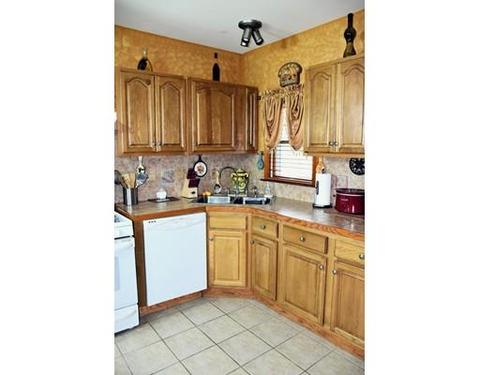 144 Spencer St, Fall River, MA 02721 photo 9