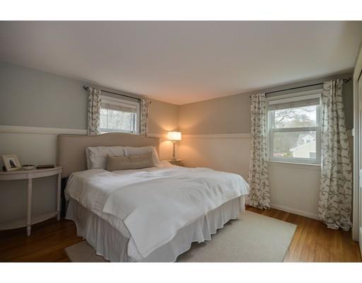 25 Collins Ave, Barnstable, MA 02632 photo 10