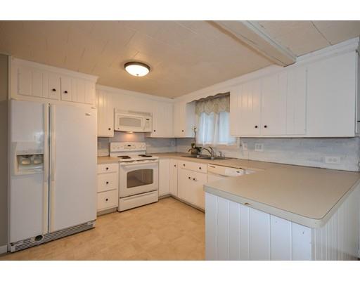 25 Collins Ave, Barnstable, MA 02632 photo 3