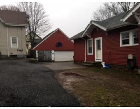 69 Manton St, Fall River, MA 02724 photo 3