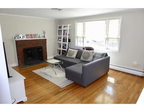 9 Maple Ln, West Roxbury, MA 02132 photo 5