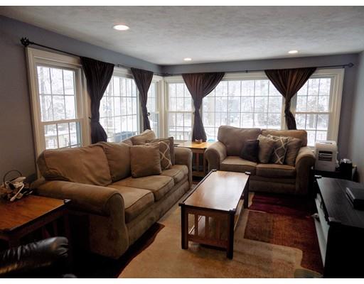 27 Pine St, Hanover, MA 02339 photo 8