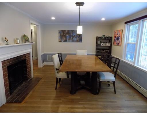 27 Pine St, Hanover, MA 02339 photo 9