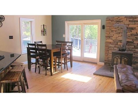 511 E River St, Orange, MA 01364 photo 7