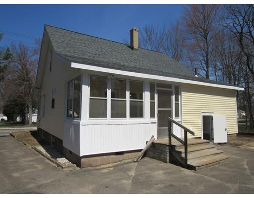 611 Britton St, Chicopee, MA 01020 photo 4