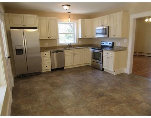 611 Britton St, Chicopee, MA 01020 photo 7