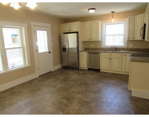 611 Britton St, Chicopee, MA 01020 photo 6