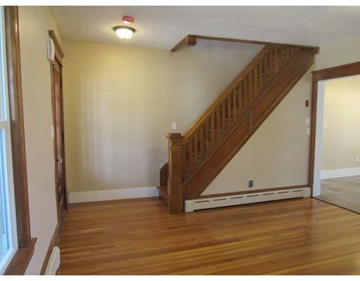 611 Britton St, Chicopee, MA 01020 photo 10