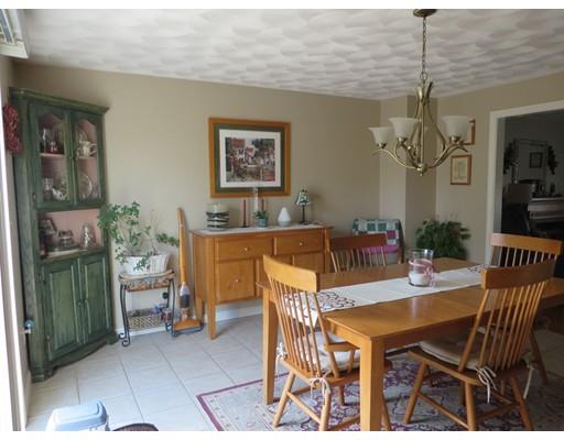 107 Achille St, Woonsocket, RI 02895 photo 4