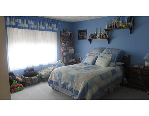 107 Achille St, Woonsocket, RI 02895 photo 6