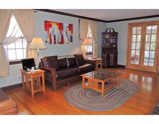 2330 Wilbraham Rd, Springfield, MA 01129 photo 2