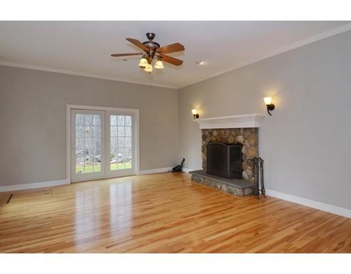 4 Brook Cir, Danvers, MA 01923 photo 12