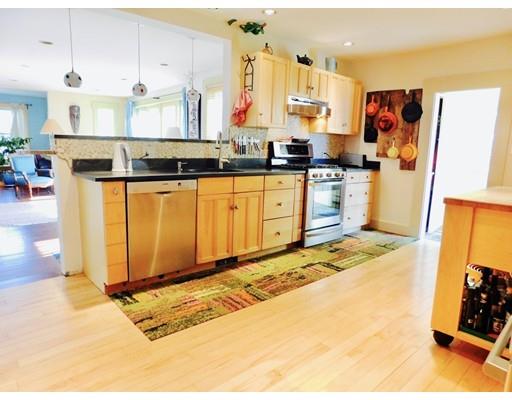 6 Chapel St, Gloucester, MA 01930 photo 4