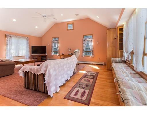 6 Beverly Ln, Norton, MA 02766 photo 11