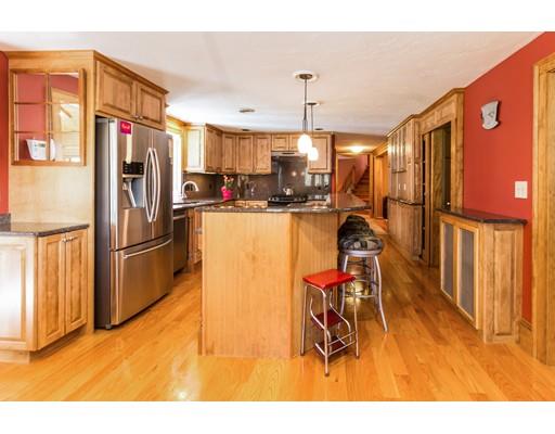 6 Beverly Ln, Norton, MA 02766 photo 9