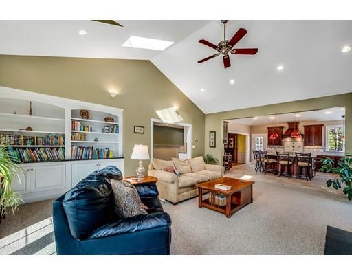 18 Coolidge Dr, Acton, MA 01720 photo 7