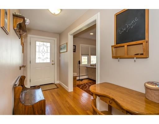 38 Leonard St, Dedham, MA 02026 photo 3