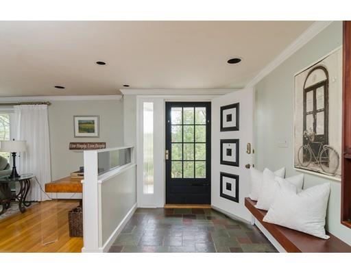 30 Algonquin Rd, Canton, MA 02021 photo 4