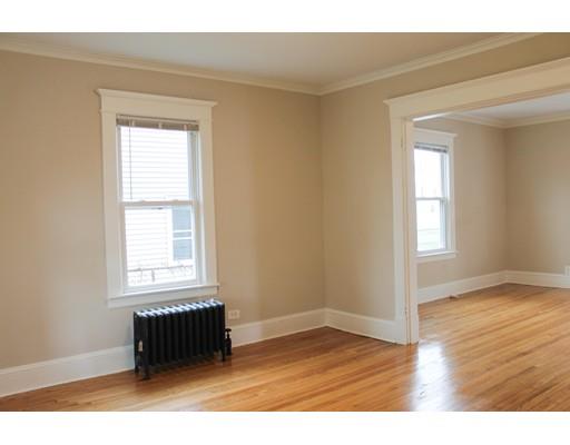 36 Norman St, Springfield, MA 01104 photo 8