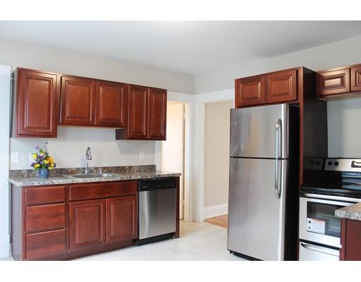 36 Norman St, Springfield, MA 01104 photo 3
