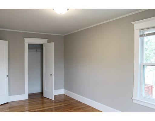 36 Norman St, Springfield, MA 01104 photo 13