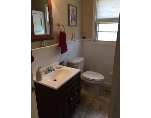 11 Cherry St, Hingham, MA 02043 photo 5
