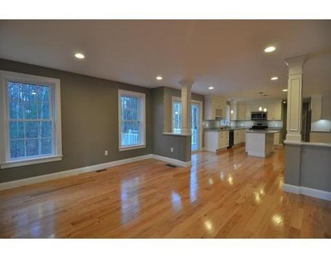 425 River St, Dunstable, MA 01827 photo 5