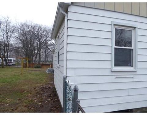 5 Arcade St, Chicopee, MA 01020 photo 4